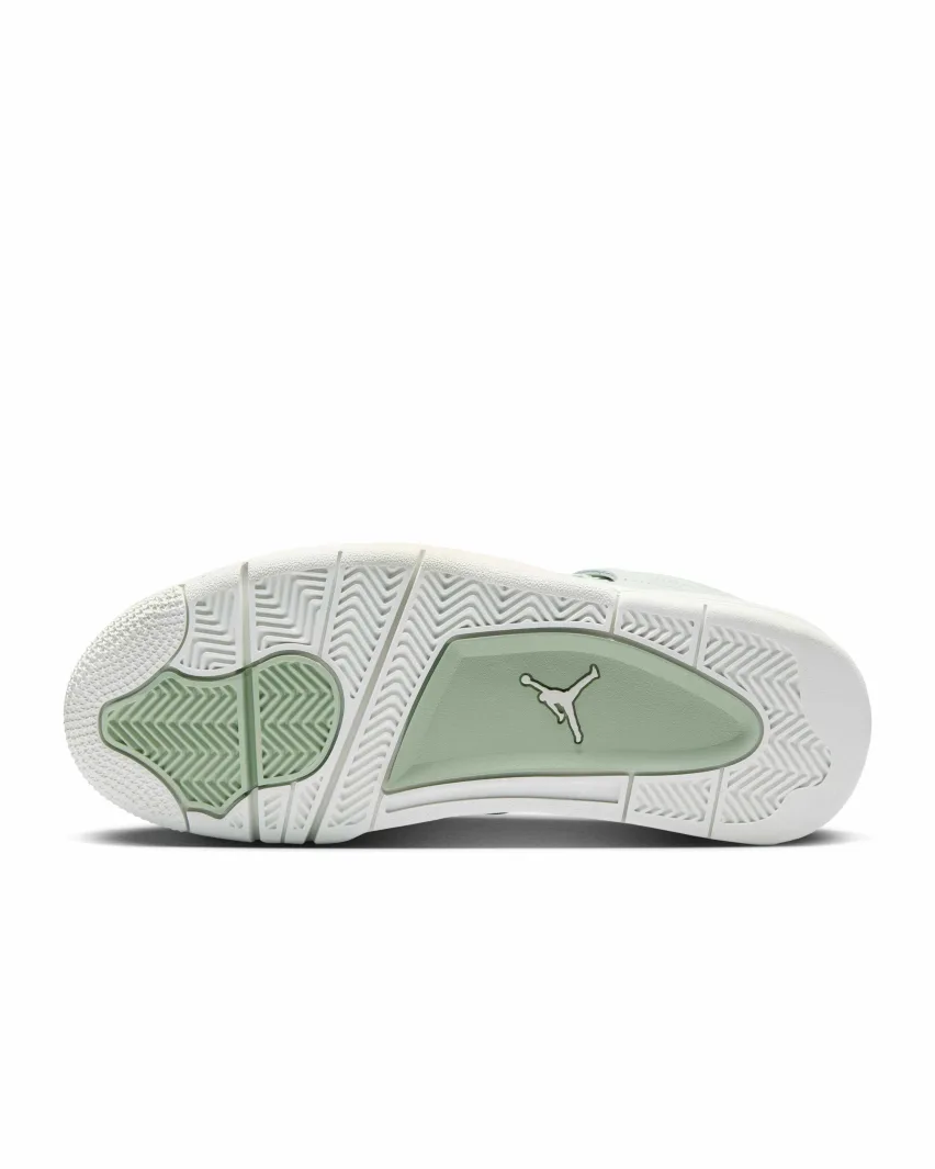 Кроссовки Air Jordan 4 Retro «Abundance» цвета «Seafoam» уже в продаже