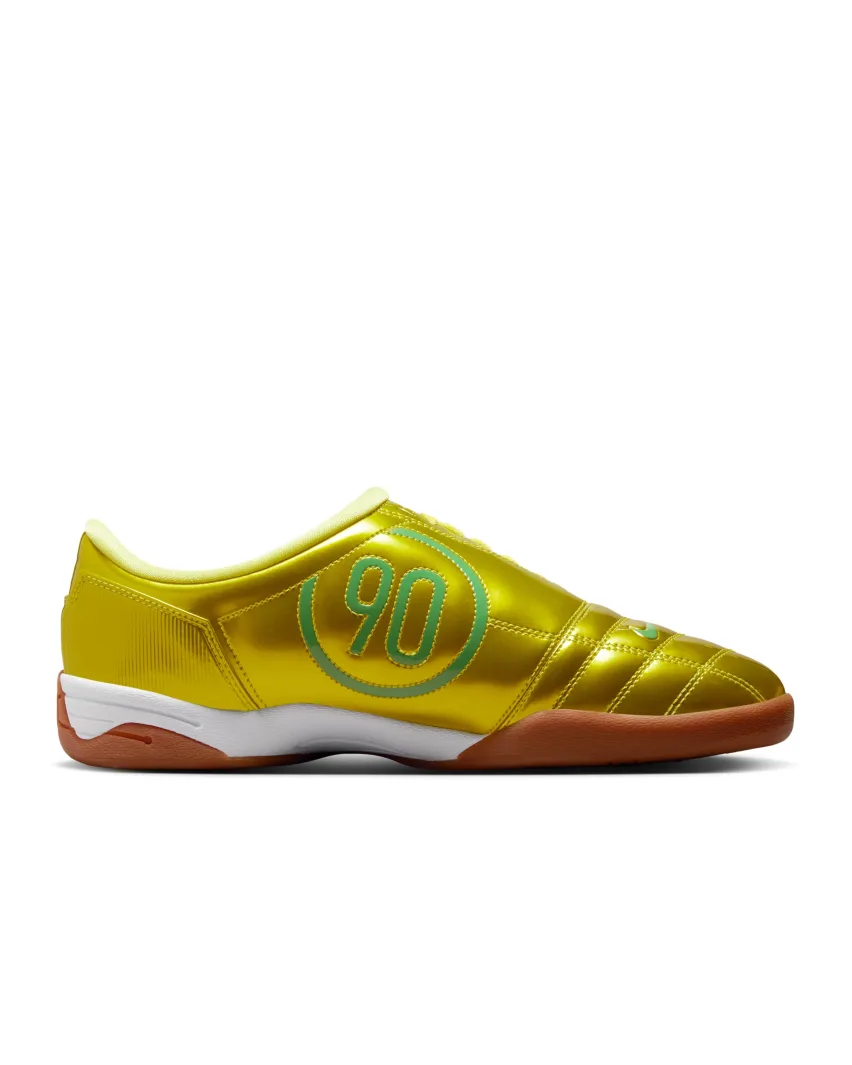 Кроссовки Nike Total 90 в расцветках «Safety Orange» и «Dynamic Yellow» поступили в продажу 1 апреля