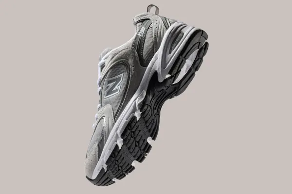New Balance отмечает "Grey Days" 2025 года классическими оттенками серого и новыми релизами