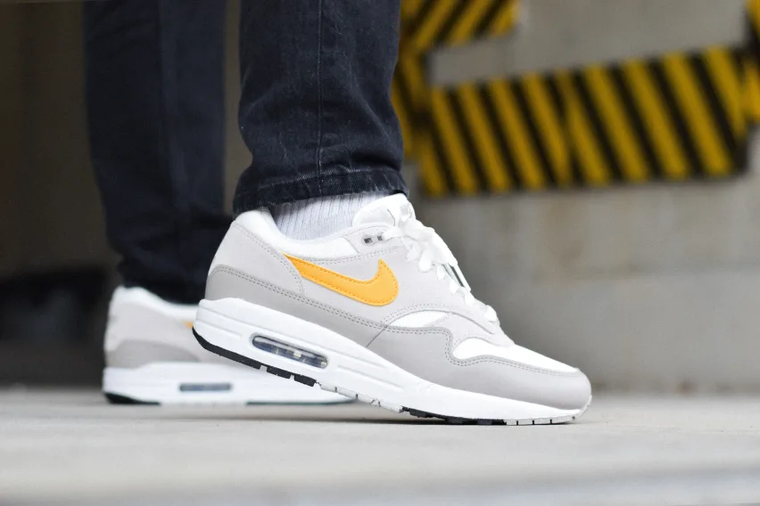Свежие, стильные и с оттенком золота — кроссовки Nike Air Max 1 Essential «Maize»