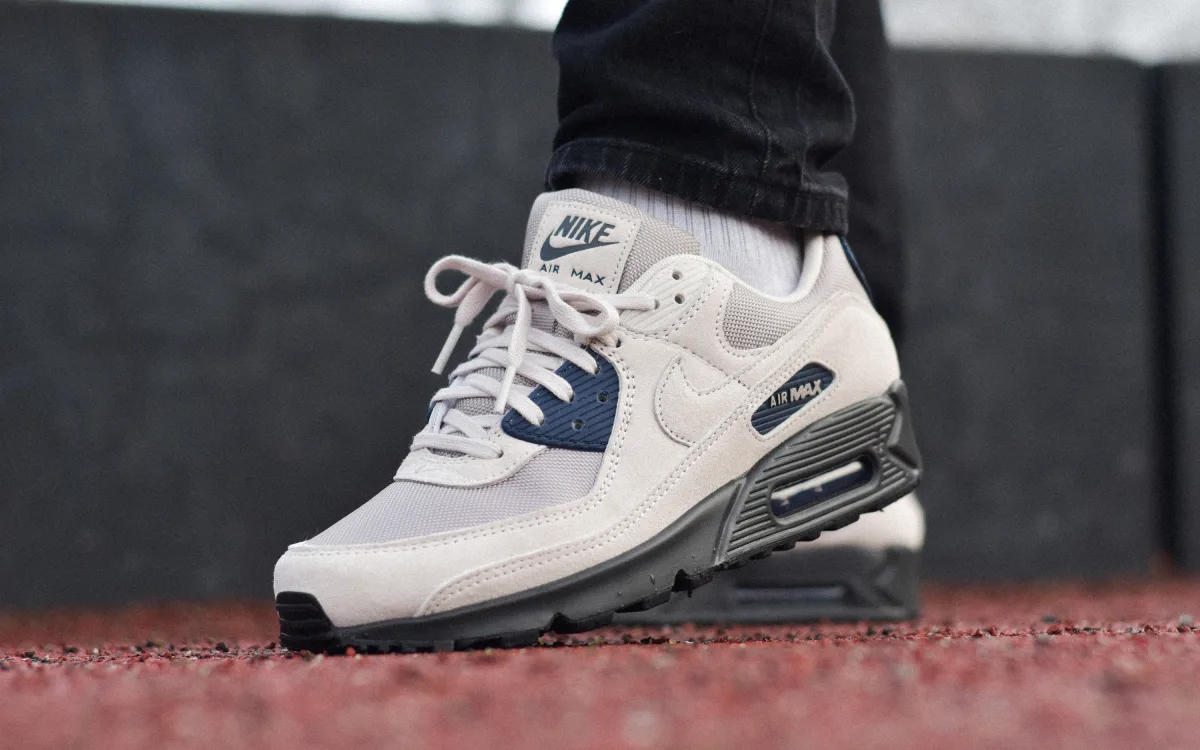 Nike Air Max 90 «Light Orewood Brown»