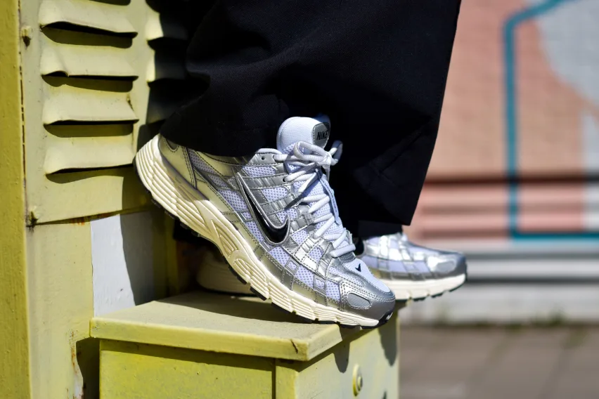 Стильные кроссовки Nike P-6000 продолжат доминировать на улицах летом 2025 года