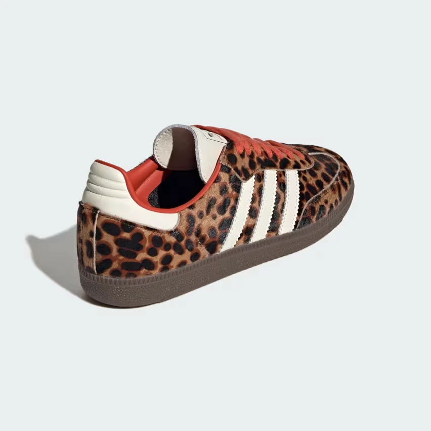 От бутс к кроссовкам - Adidas Samba OG "Preloved Red Cheetah"