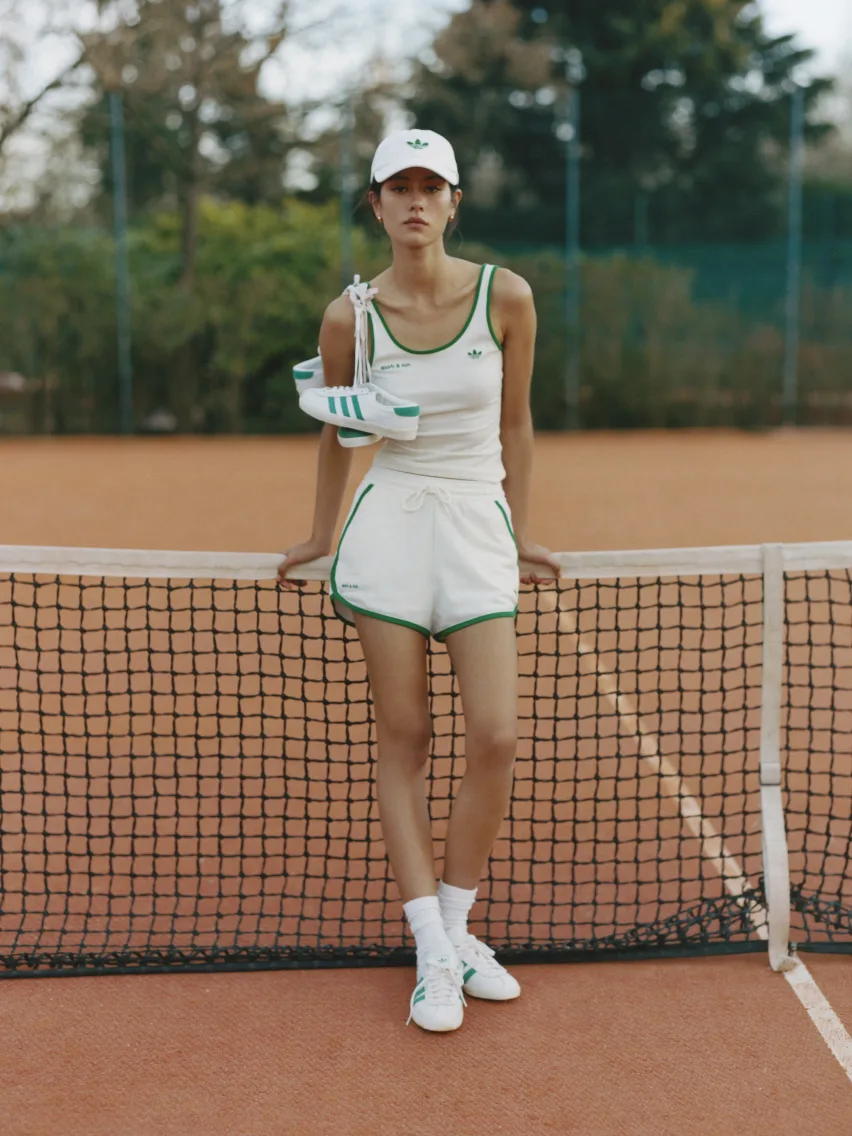 Sporty & Rich и Adidas выпускают новые кроссовки Blanc и Adizero - идеальный вариант для игры на теннисном корте и за его пределами