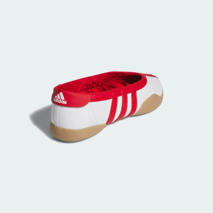 Adidas вдохнул новую жизнь в балетную обувь - Taekwondo Mei выходит сегодня в двух цветовых решениях