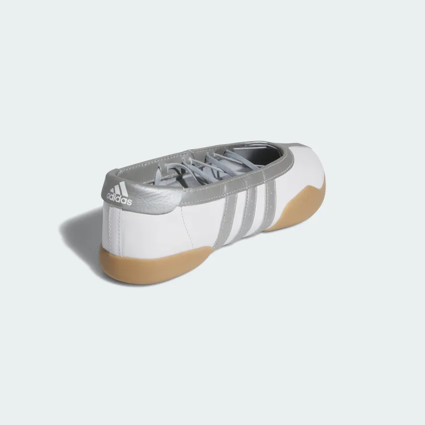 Adidas вдохнул новую жизнь в балетную обувь - Taekwondo Mei выходит сегодня в двух цветовых решениях
