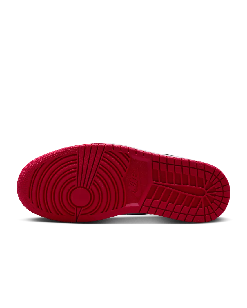 Завтра (22 мая) Jordan празднует своё 40-летие, выпуская модель Air Jordan 1 Retro High OG Wmns «Ruby»