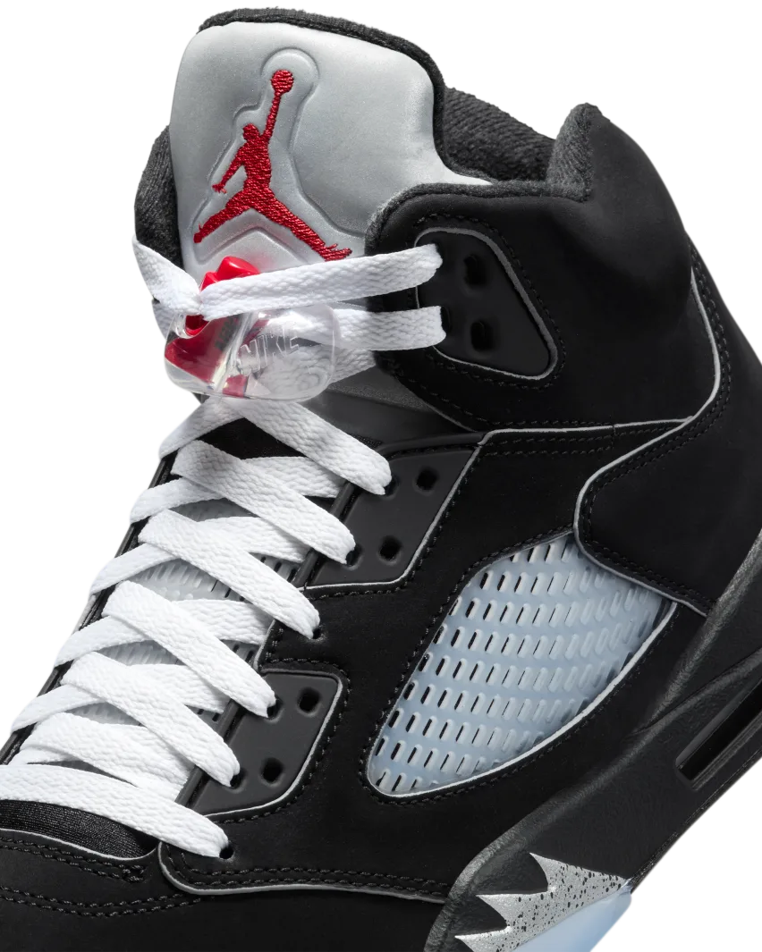 Возвращение Air Jordan 5 Retro OG «Black Metallic Reimagined»