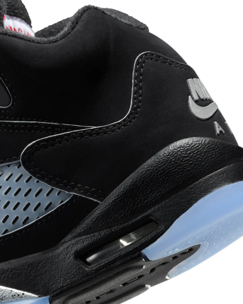 Возвращение Air Jordan 5 Retro OG «Black Metallic Reimagined»