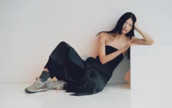 AURALEE-x-New-Balance-475