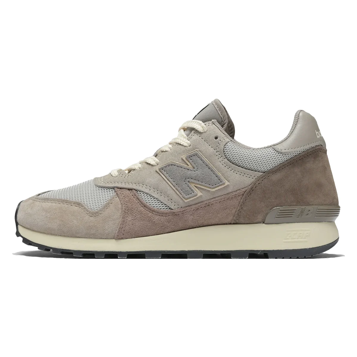 AURALEE и New Balance привносят лёгкие ретро-нотки в модели 475 «Aloe Wash» и «London Fog»