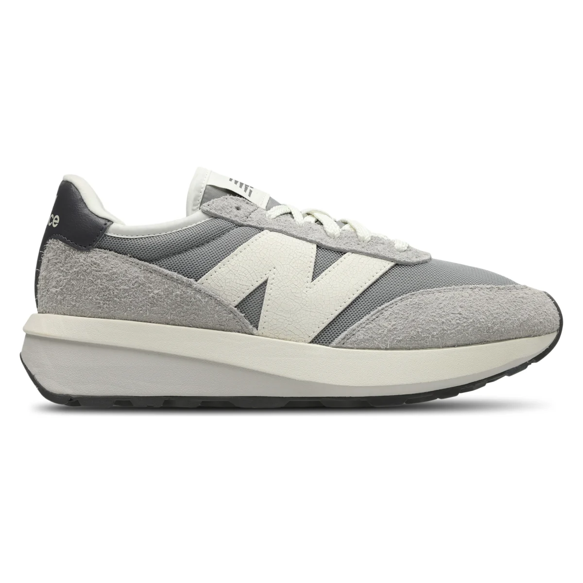 New Balance отмечает "Grey Days" 2025 года классическими оттенками серого и новыми релизами