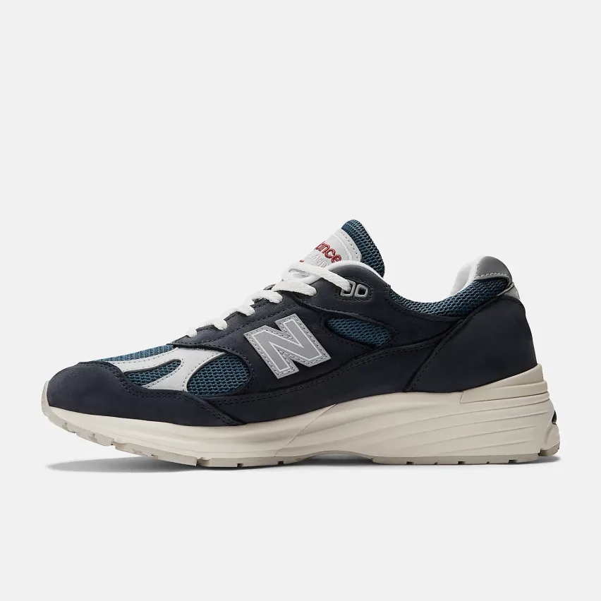 New Balance выпустил модели Made in UK 991v2 и 1500 в синей расцветке «Total Eclipse»
