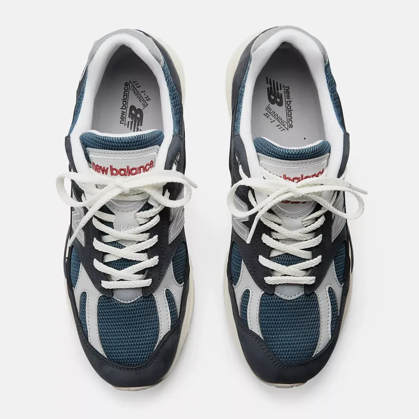 New Balance выпустил модели Made in UK 991v2 и 1500 в синей расцветке «Total Eclipse»