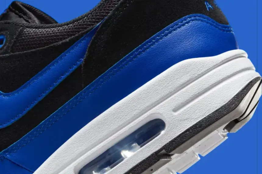 Nike представила фотографии будущих кроссовок Nike Air Max 1 «Black Hyper Royal»