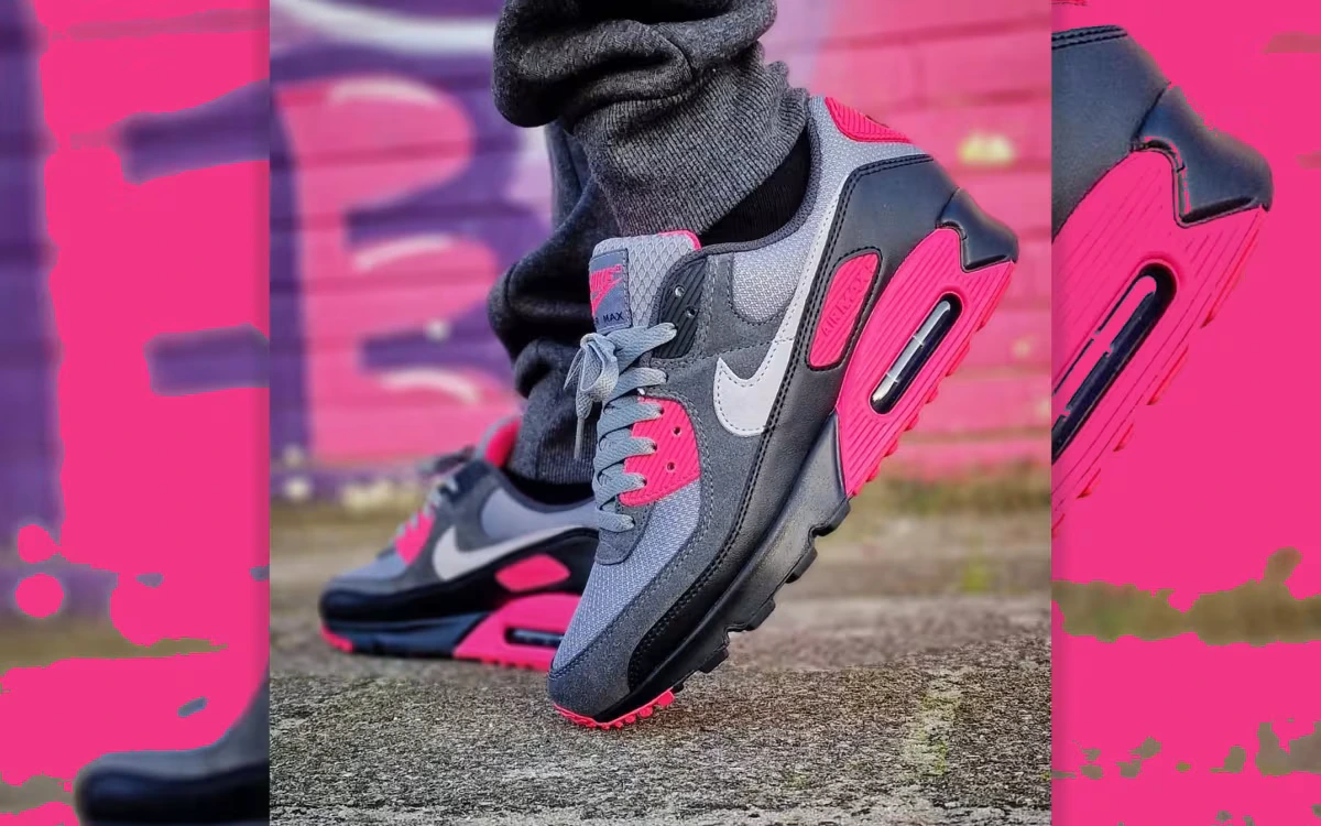Nike Air Max 90 в яркой расцветке «Hyper Pink»