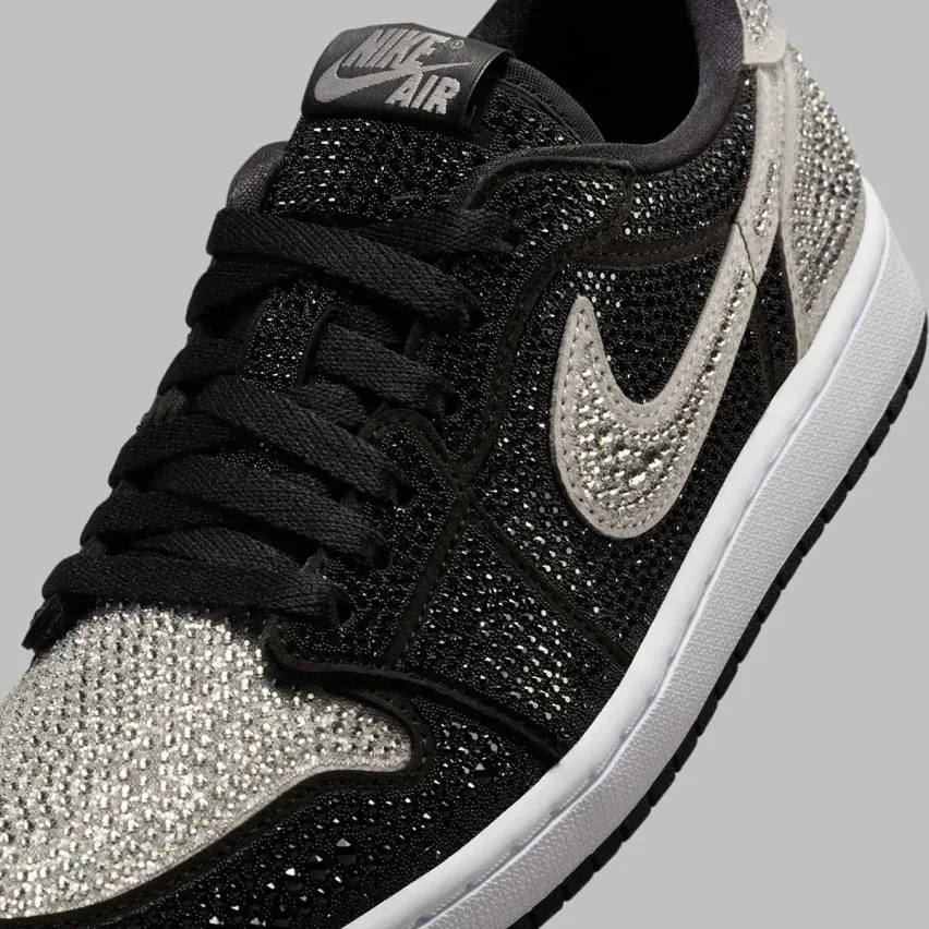 Swarovski и Jordan выпускают одни из самых роскошных Jordan 1 - AJ1 Low «Stealth»