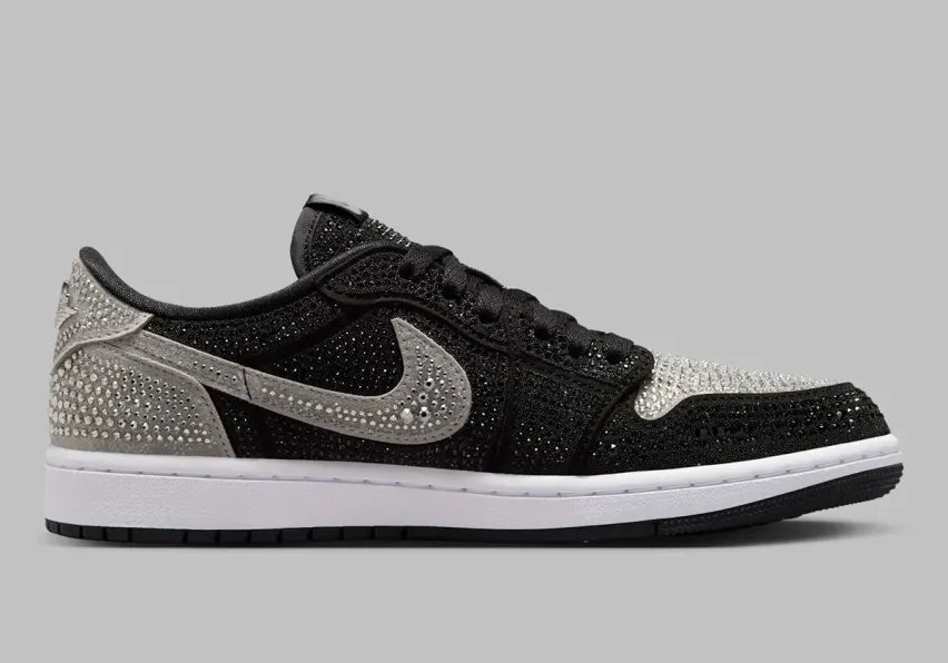 Swarovski и Jordan выпускают одни из самых роскошных Jordan 1 - AJ1 Low «Stealth»
