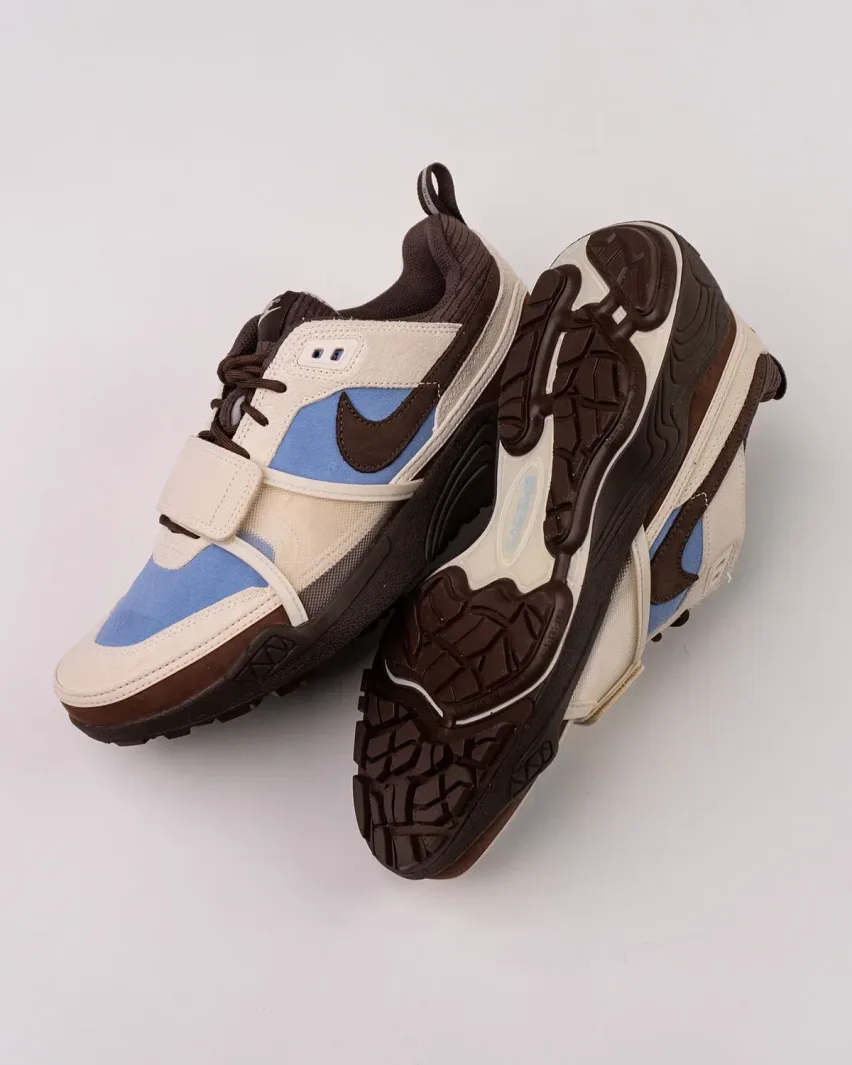 Трэвис Скотт и Nike выпускают новые кроссовки Zoom Field Jaxx в свежей расцветке «Leche Blue»