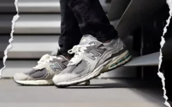 new-balance-m2002-protection-pack-rain-cloud