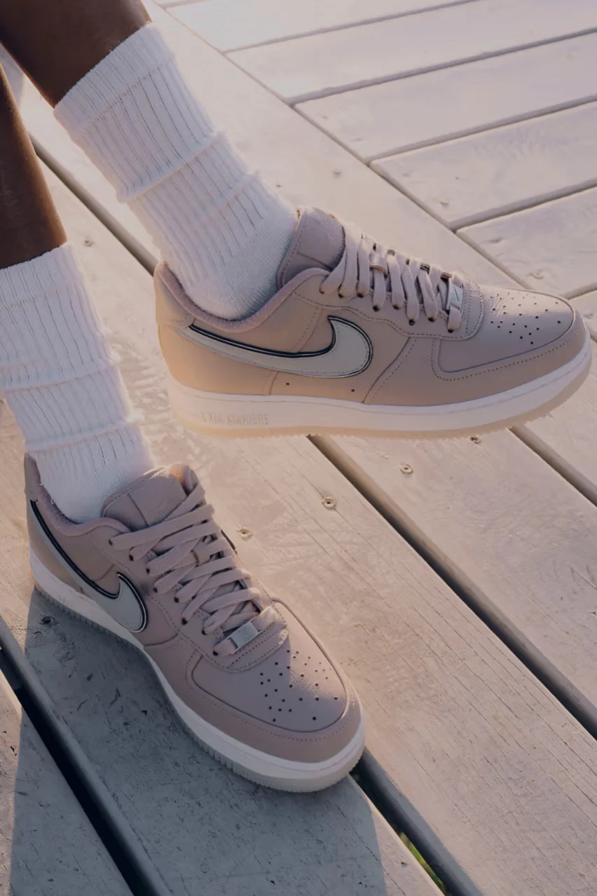 Роскошная модель Nike Air Force 1 '07 «W.Y.W.S.» от A Ma Maniére и Nike