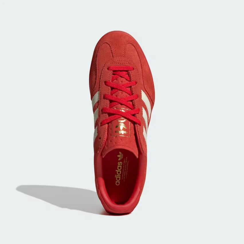 Adidas выводит кроссовки Gazelle на новый уровень, представив версию «Stack» в трёх цветовых решениях