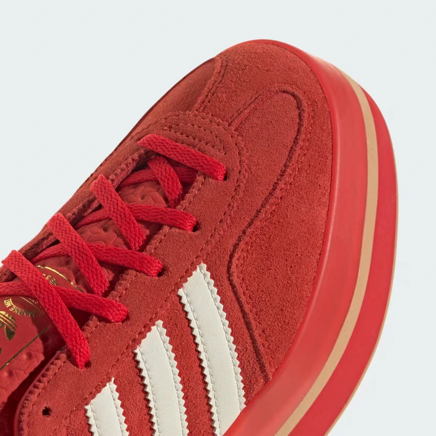 Adidas выводит кроссовки Gazelle на новый уровень, представив версию «Stack» в трёх цветовых решениях