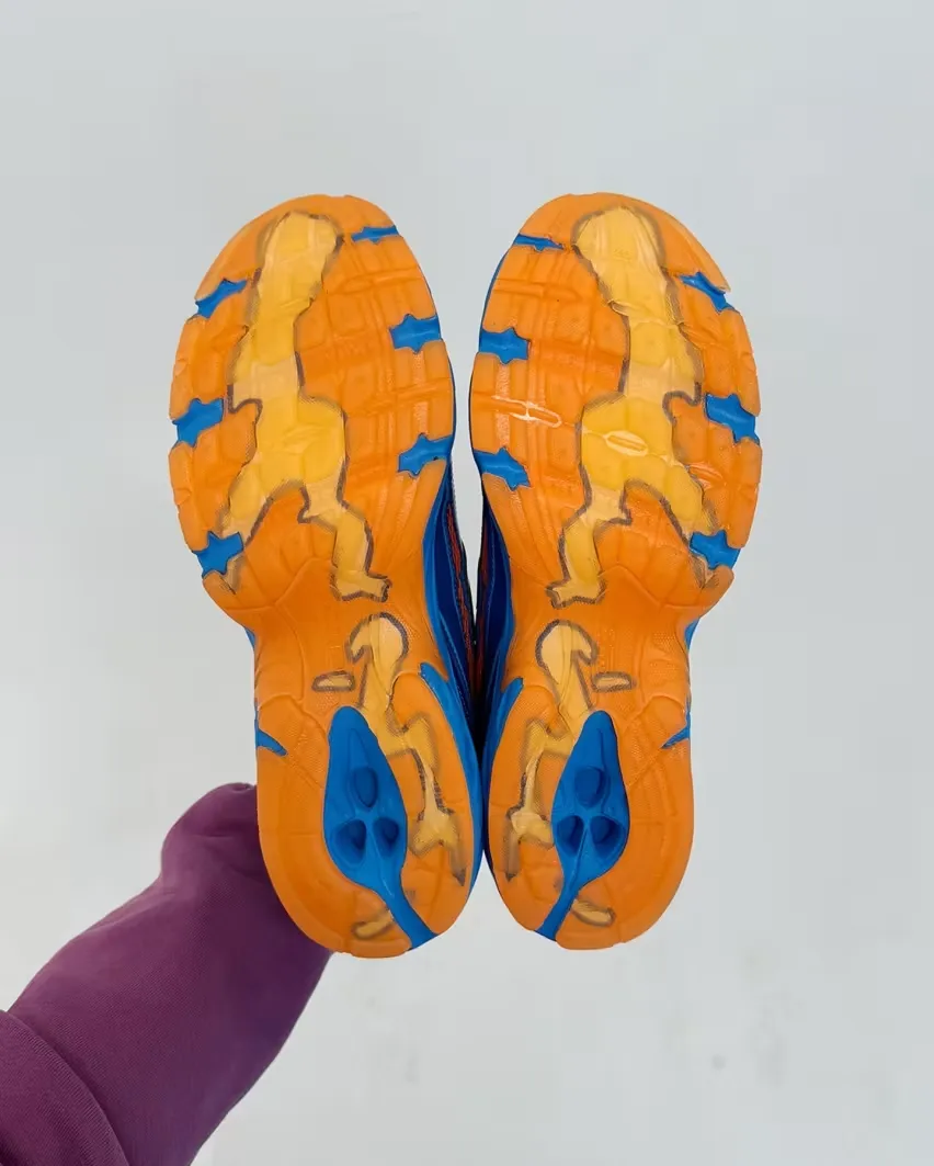 Aminé и New Balance отдают дань уважения его прошлому в модели 740 «Benson Tech»