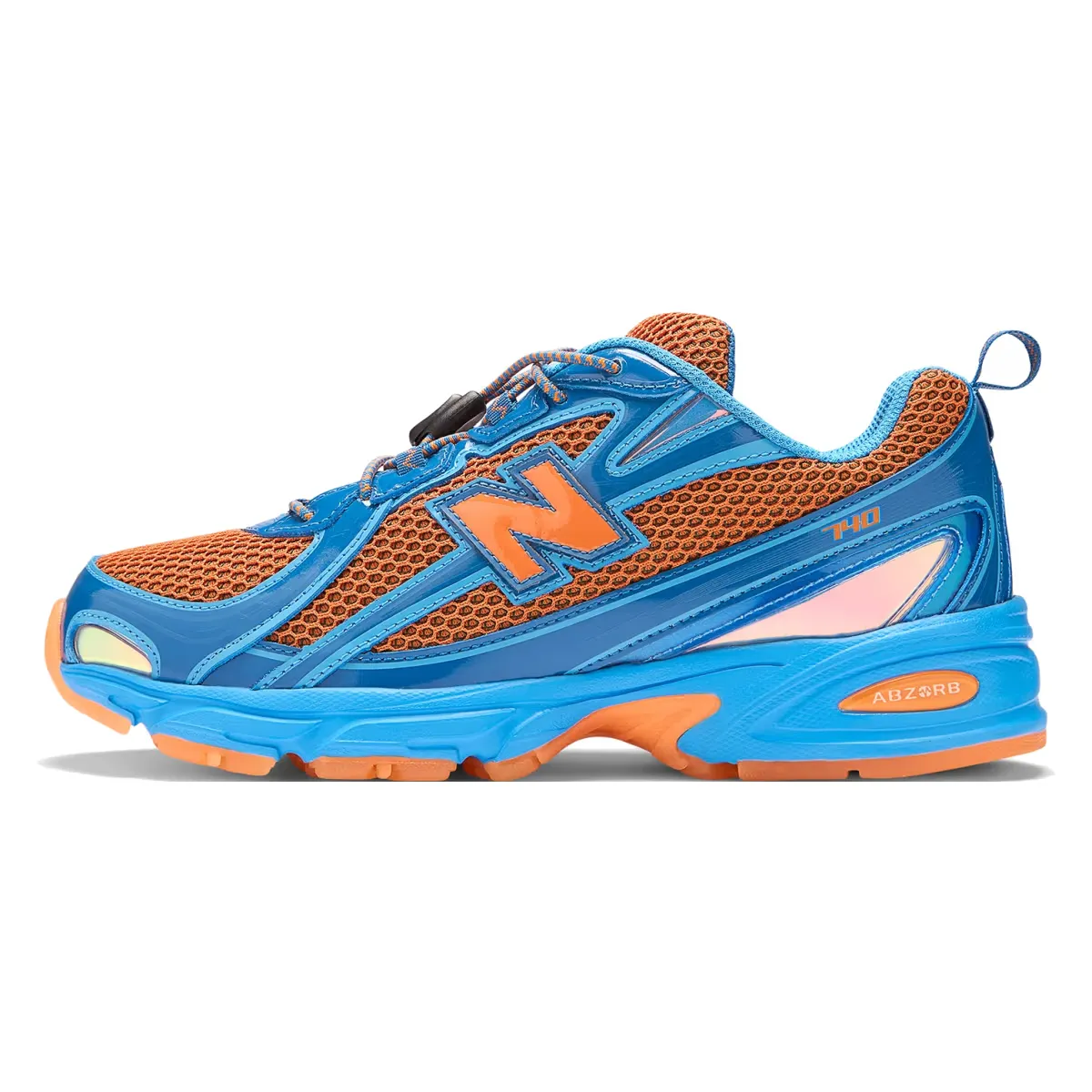 Aminé и New Balance отдают дань уважения его прошлому в модели 740 «Benson Tech»