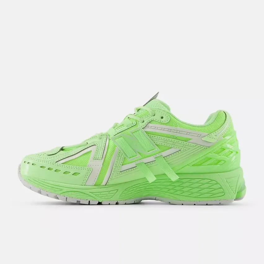 1 июля модель New Balance 1906 будет представлена в цветах «Neon Green», «Black Dragon Berry» и «Mint Flash»