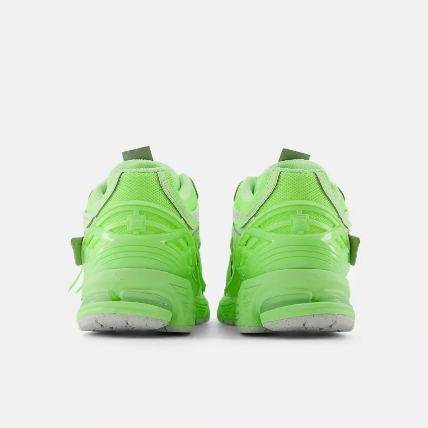 1 июля модель New Balance 1906 будет представлена в цветах «Neon Green», «Black Dragon Berry» и «Mint Flash»