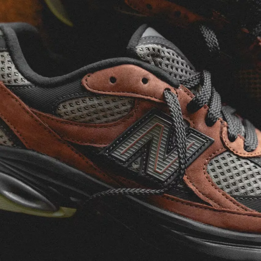 25 июня компания New Balance выпускает кроссовки 2010 в расцветке «Pecan»