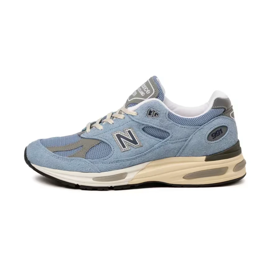 В четверг, 19 июня выходит в продажу New Balance 991 Made in UK «Grounded Pastels» Pack в цветах Celestial Blue и Mineral Green