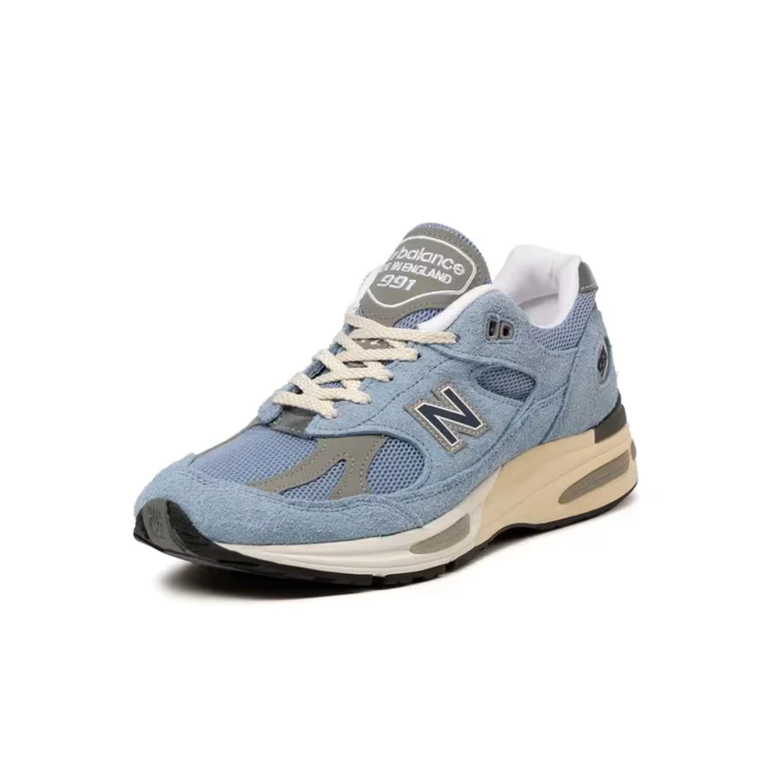 В четверг, 19 июня выходит в продажу New Balance 991 Made in UK «Grounded Pastels» Pack в цветах Celestial Blue и Mineral Green