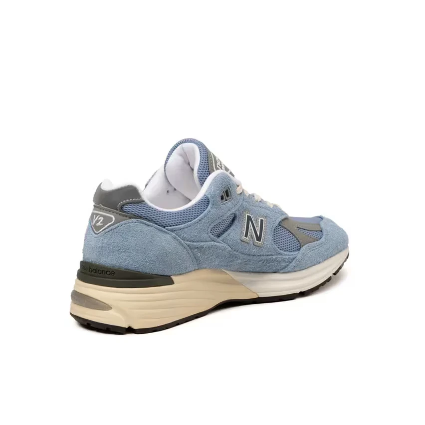 В четверг, 19 июня выходит в продажу New Balance 991 Made in UK «Grounded Pastels» Pack в цветах Celestial Blue и Mineral Green