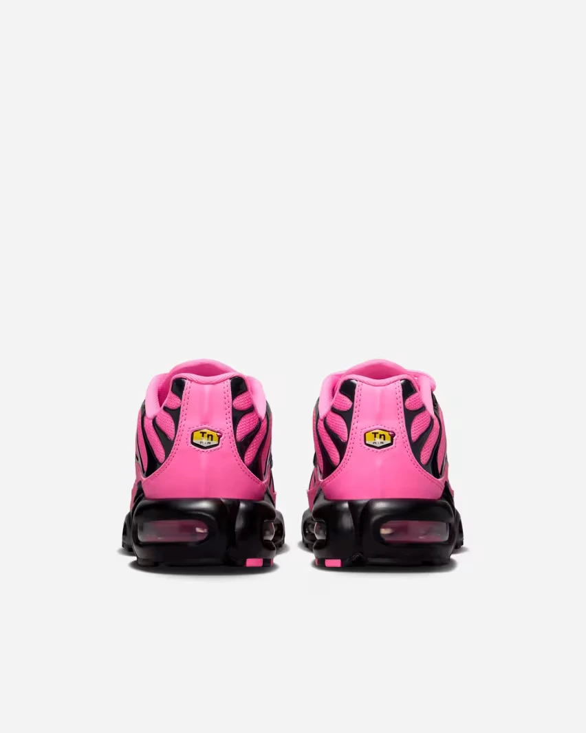 Ярко-розовые кроссовки Air Max Plus «Playful Pink» от Nike
