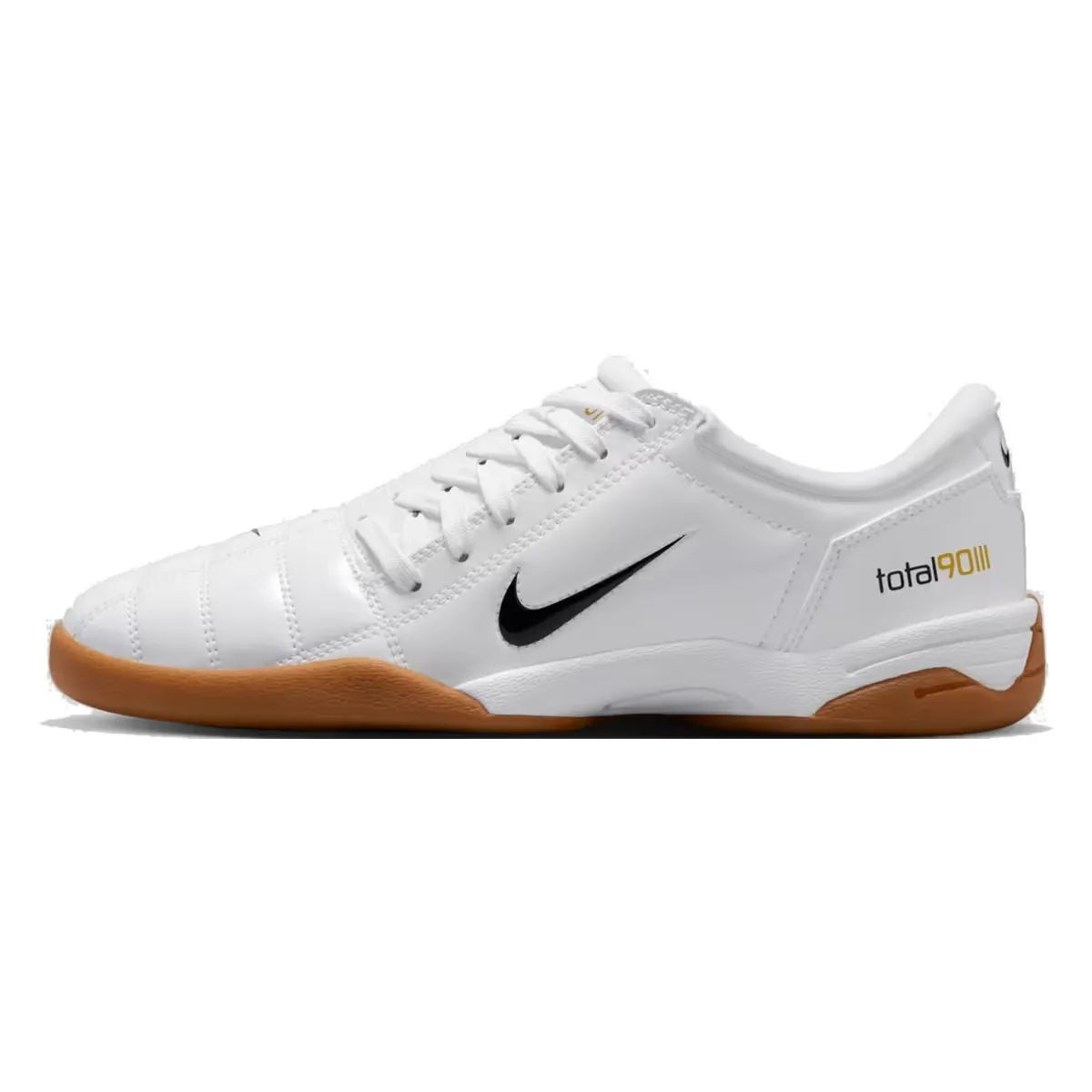 Сегодня Nike выпускает для улицы одиннадцать новых моделей кроссовок Total 90 с ностальгией по Y2K