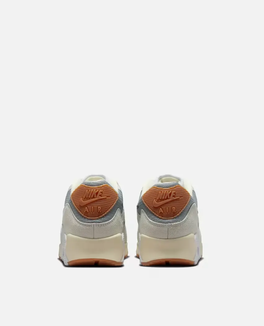Patta и Nike анонсируют две новые модели Air Max 90 Waves в цветах «Coconut Milk» и «Black Particle Grey»
