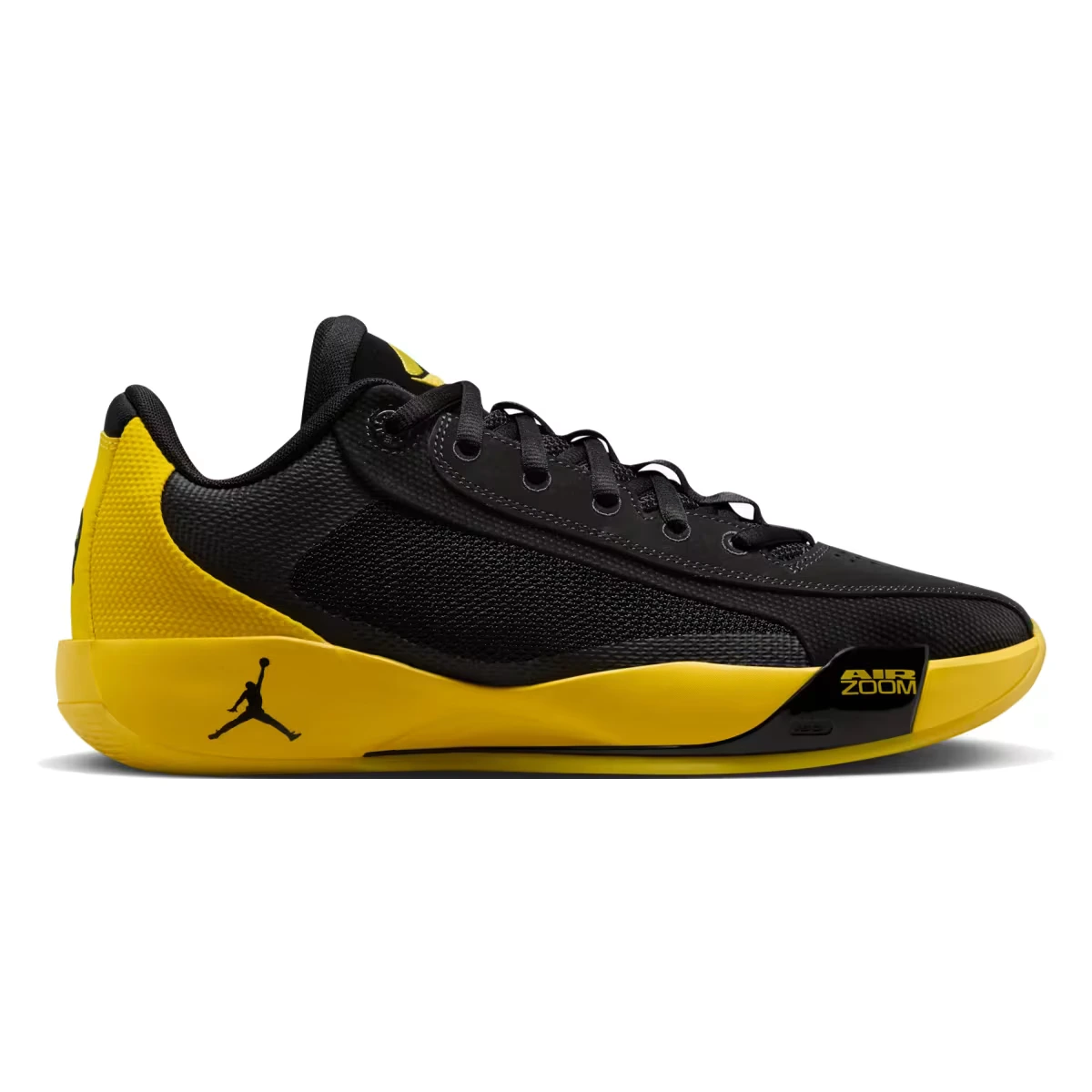 13 июня поступят в продажу новые Quai 54 x Air Jordan 1 Low OG в цвете «Black Tour Yellow»