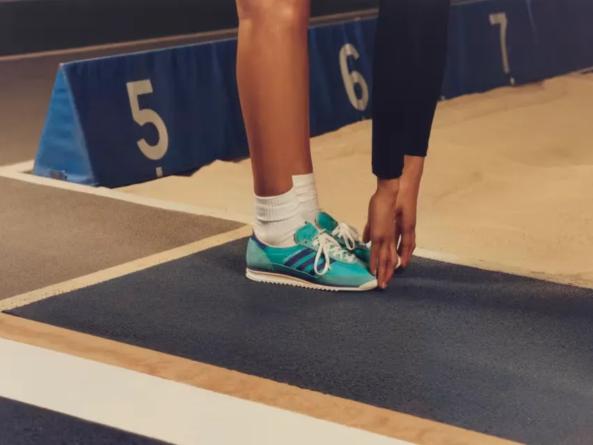 Три расцветки кроссовок SL72 от Sporty & Rich и Adidas