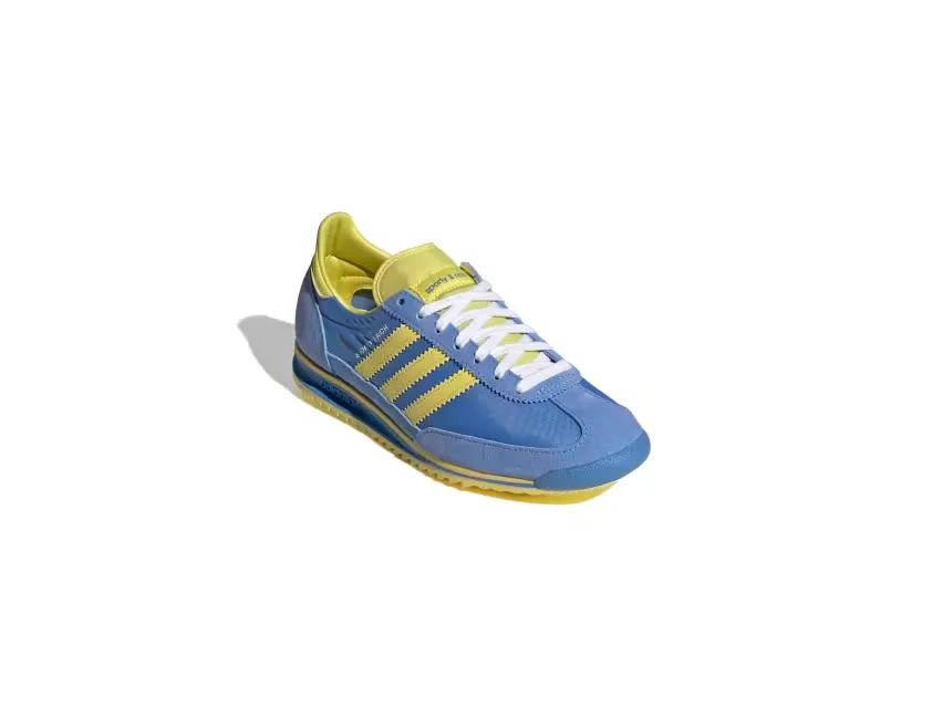 Три расцветки кроссовок SL72 от Sporty & Rich и Adidas