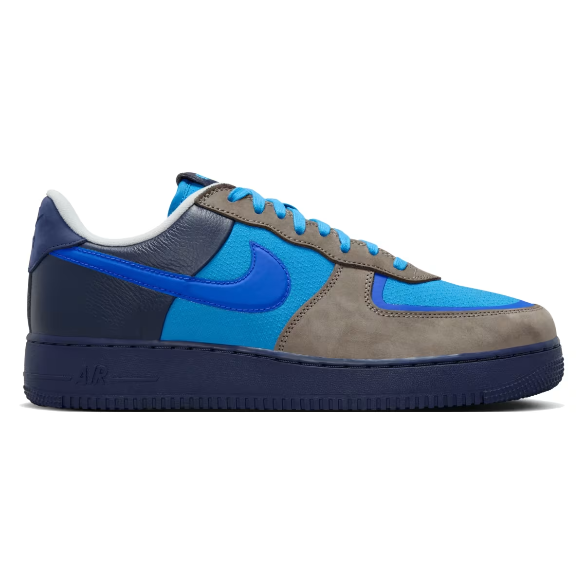 Stash и Nike выпустили обновлённые модели Air Max 95 и Air Force 1