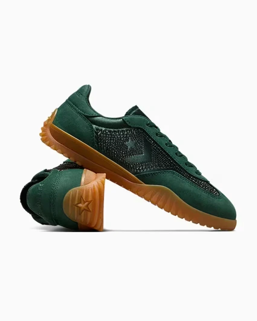 Swarovski придаёт блеск кроссовкам Converse Run Star Trainer «Deep Emerald»