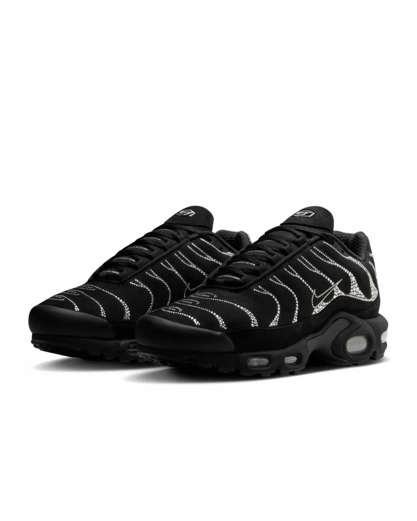 Сияйте ярко в кроссовках Nike Air Max Plus с кристаллами Swarovski