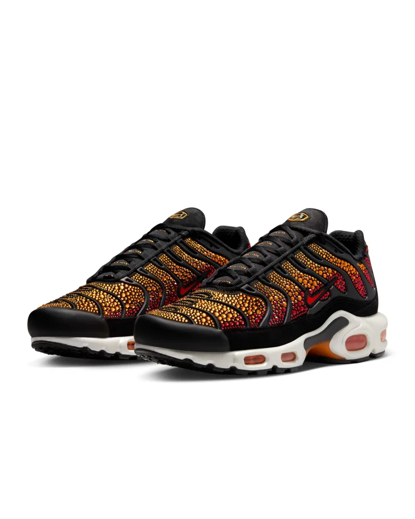 Сияйте ярко в кроссовках Nike Air Max Plus с кристаллами Swarovski