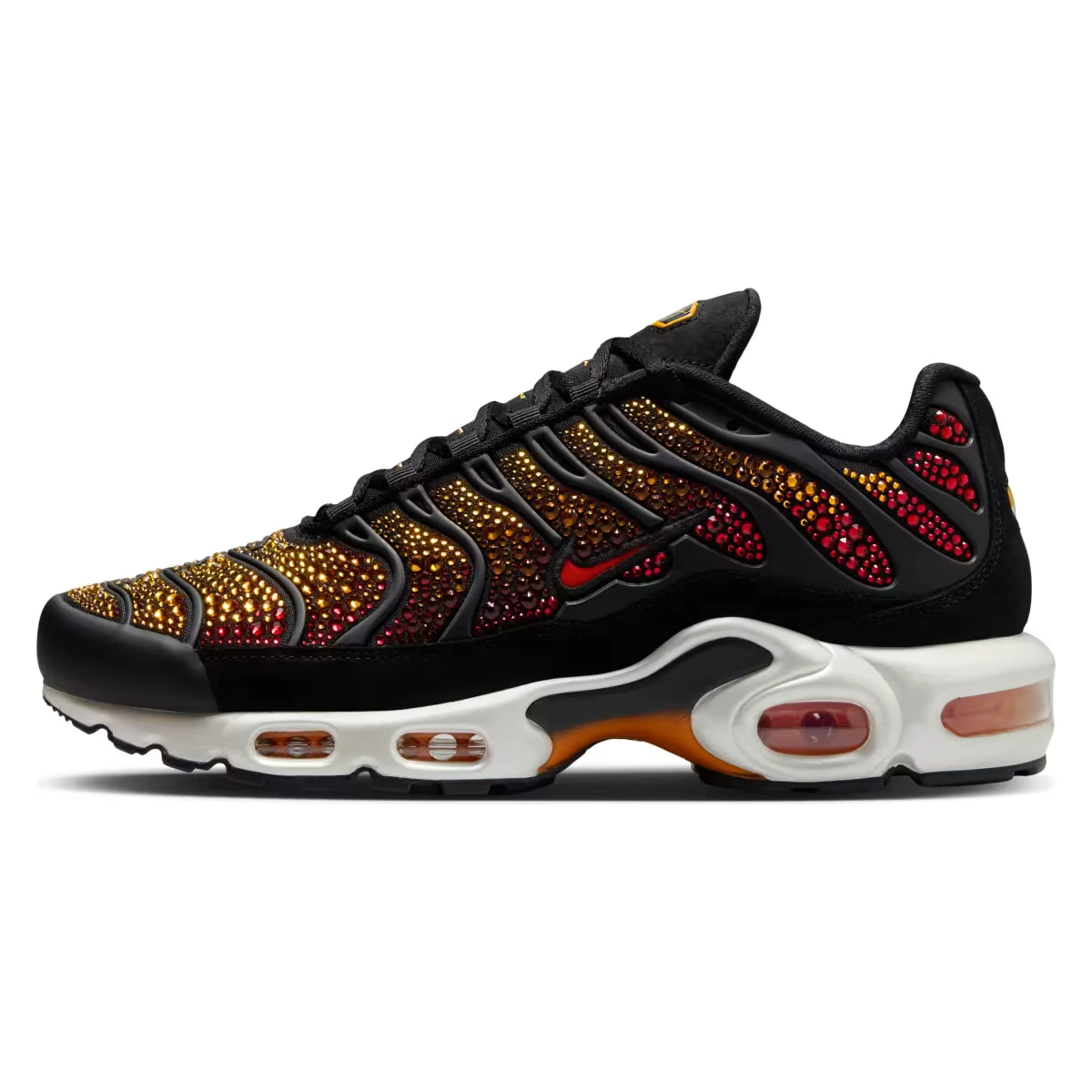 Сияйте ярко в кроссовках Nike Air Max Plus с кристаллами Swarovski
