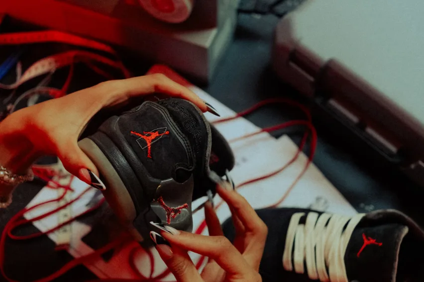Jordan презентовал кроссовки Jordan Flight Court в сотрудничестве с Téla D'Amore