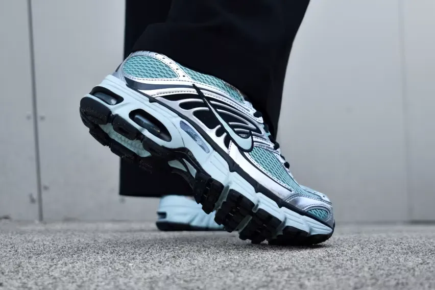 Nike выпускает Air Max Moto 2K в свежей расцветке «Green Haze»