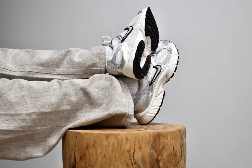Nike V5 RNR Wmns "Summit White"