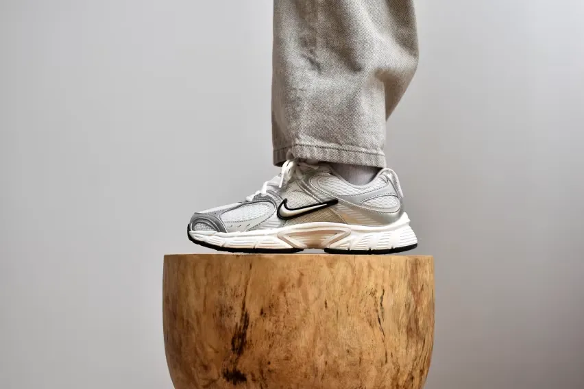 Nike V5 RNR Wmns "Summit White"